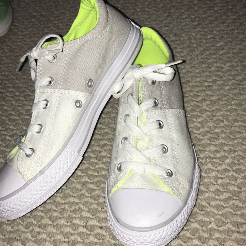 White and grey color-block converse